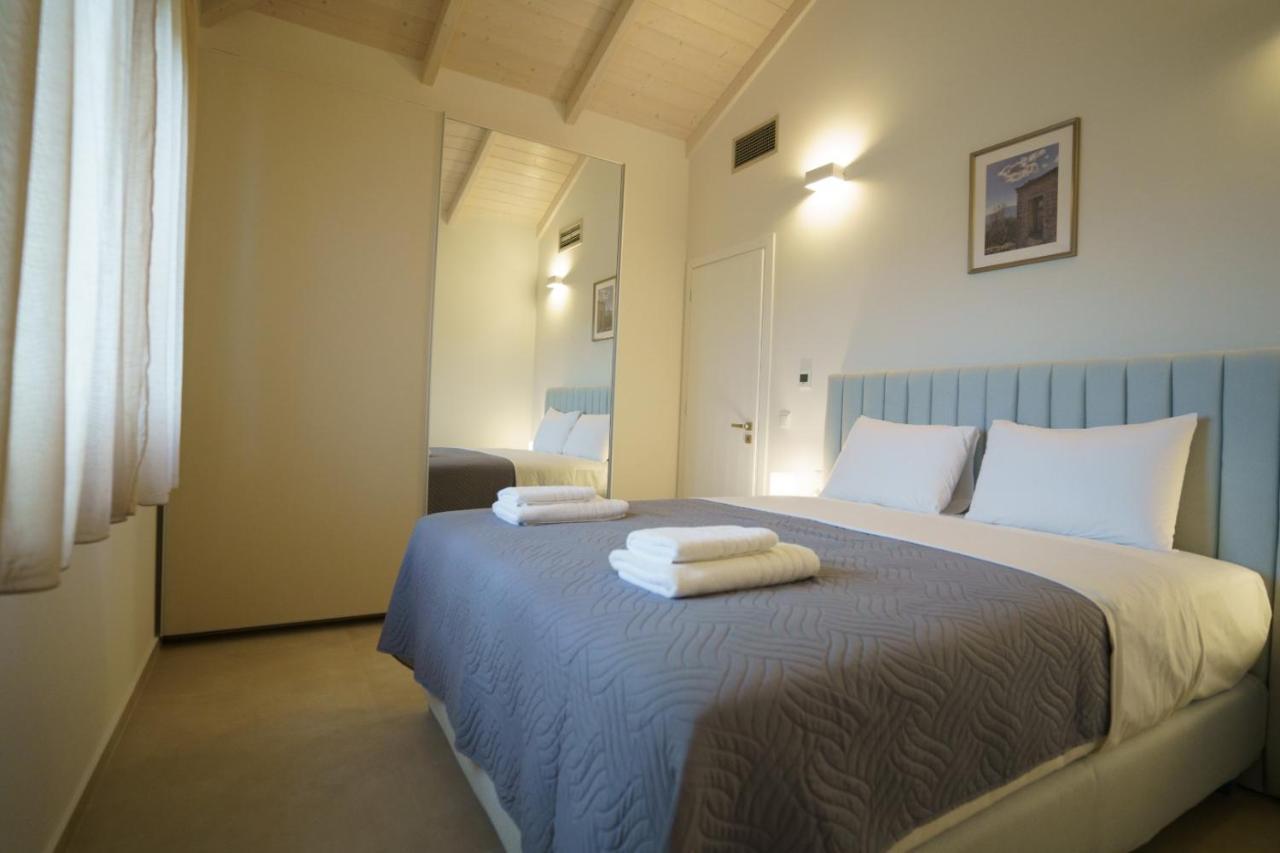 Astrali Stone Villas パラミティア エクステリア 写真
