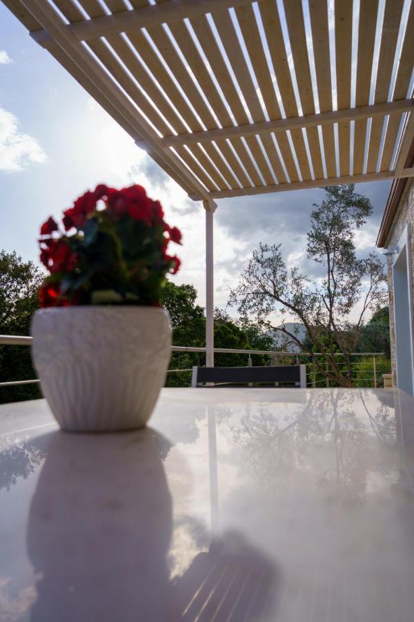 Astrali Stone Villas パラミティア エクステリア 写真