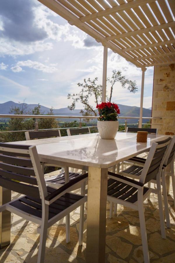 Astrali Stone Villas パラミティア エクステリア 写真